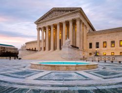 Neoklasik vs Romantisisme: Dua Gaya yang Bertolak Belakang