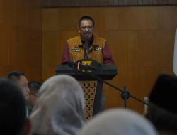 Bupati Sukabumi Ajak Camat hingga Kades Layani Masyarakat